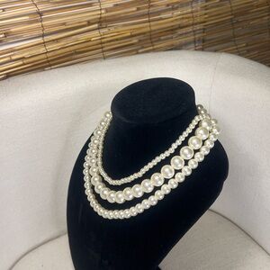 Elegant Triple-Strand Pearl Necklace - Cream Pearls